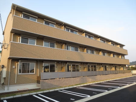 熊本市東区長嶺東９丁目のアパート