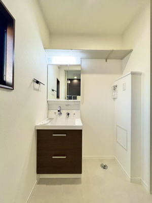 【洗面所】 | フォーレス長土呂A