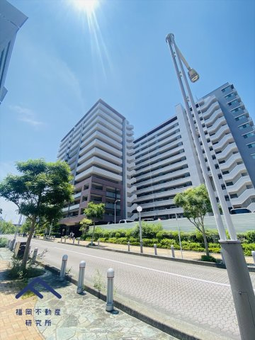 アンピール姪浜駅南