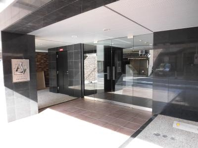 アスヴェル京都市役所前Ⅲのエントランス