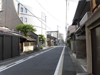 アスヴェル京都市役所前Ⅲの周辺|前面道路
