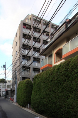 【外観】 | マノアコート | 大型のマンションです。