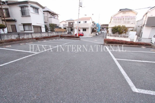 ポートサイドⅢの駐車場
