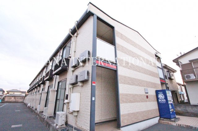 レオパレスポートサイドⅢの外観