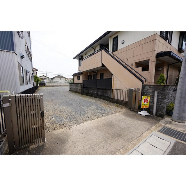 岐阜市上川手の駐車場の外観