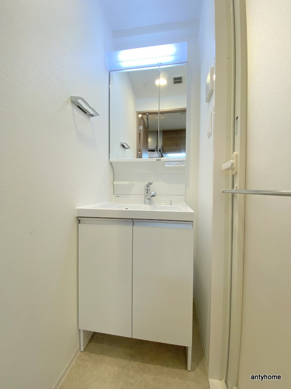 プレサンス神崎川ファインブレス　仲介手数料無料の洗面所