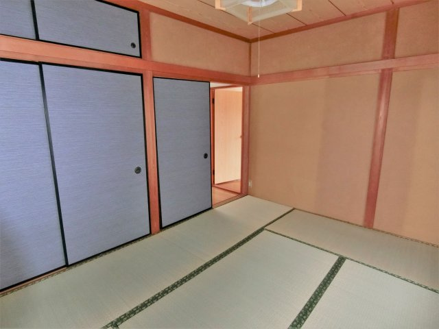 ホワイト貸家の和室
