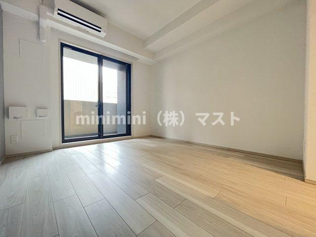 Splendide NAMBAIIIの居間・リビング