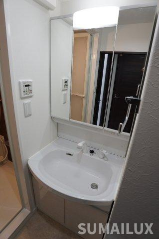 熊本市中央区坪井４丁目の賃貸マンションの独立洗面台