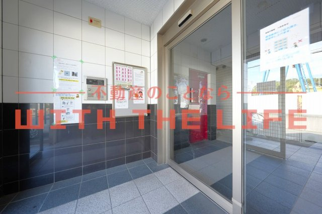 福福弐番館【キャッシュバック対象物件】のエントランス|建物の内部です