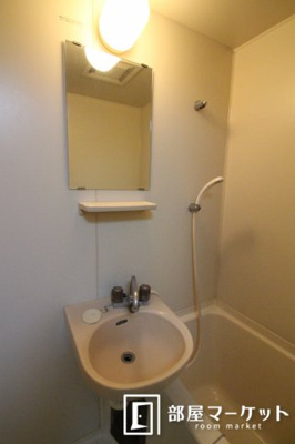 【洗面所】 | クレスト住吉 | 同型タイプ