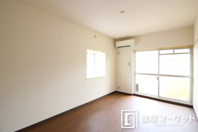 【居間・リビング】 | クレスト住吉 | 同型タイプ