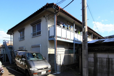 【外観】 | 泉ハイツ | 閑静な住宅街に立地しております。