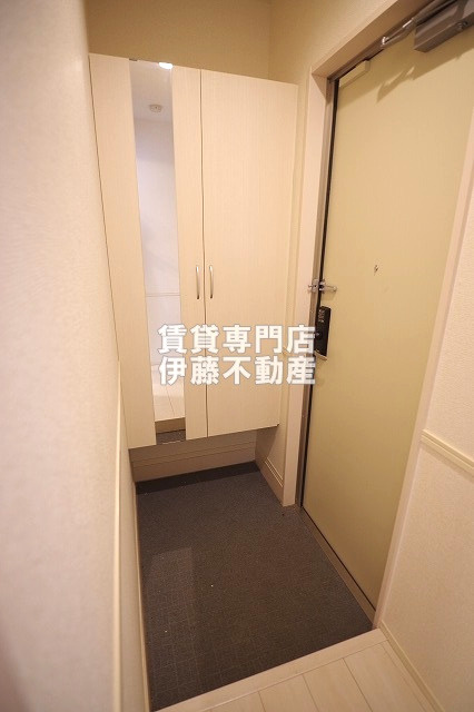 セジュール庄内の玄関