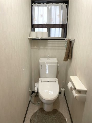 岸和田市磯上町6丁目　戸建のトイレ