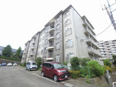 【外観】 | エミネンス二俣川１号棟 | 総戸数３０戸、昭和５４年１２月築、管理人は日勤勤務につき管理体制良好です♪