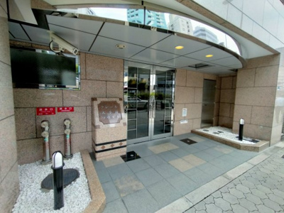 【エントランス】 | クレール大手前ソリスト | エントランスです。