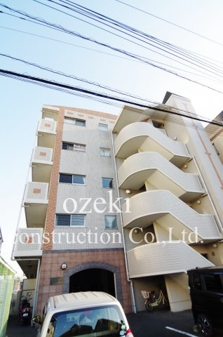 ルプソアール・ドゥーの外観