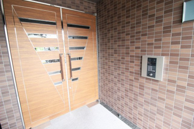 【エントランス】 | 美園イーグル | オートロック