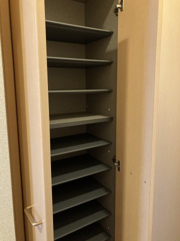 サンノーブルの玄関