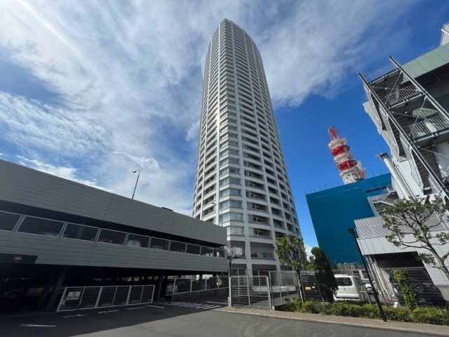 パークハウスプレシアタワーの外観