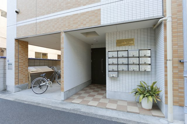 Bonheur新小岩のエントランス