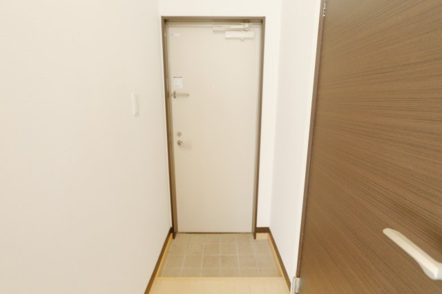 Bonheur新小岩の玄関