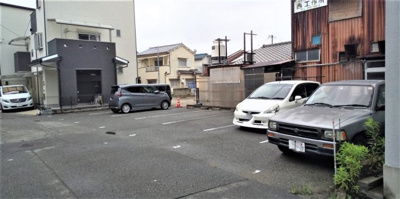 【外観】 | 中田ガレージ（西町公園東側）