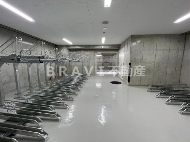 アドバンス上町台シュタット　BRAVI不動産のその他共用部分|【アドバンス上町台シュタット】駐輪場