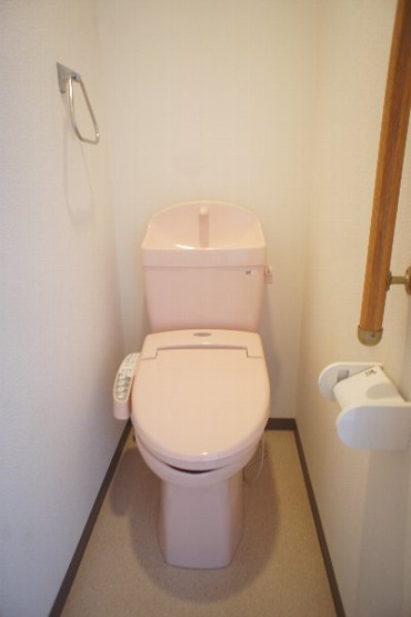 【トイレ】 | ベストナインイースト | ゆったりとした空間のトイレです