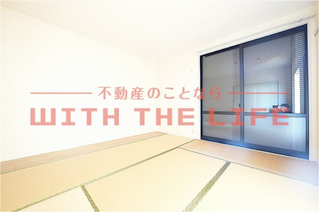 グリーンエクセル小森野B【キャッシュバック対象物件】の和室|明るい室内です