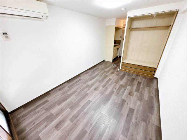 【洋室】