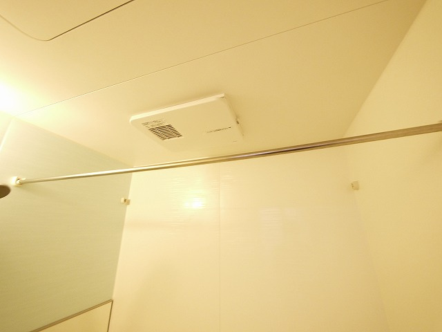 ヴィラ　ウェストⅡの浴室|浴室乾燥機