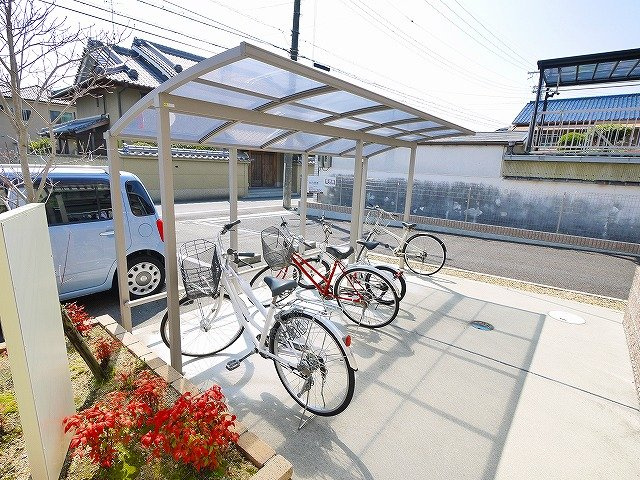 ヴィラ　ウェストⅡのその他共用部分|自転車置き場