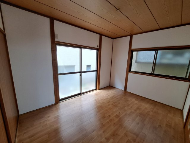 つつじ借家の居間・リビング