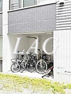 【その他共用部分】 | ベルローズ | 駐輪場です。