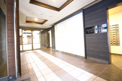 【エントランス】 | パデシオン京都大久保ザ・グランドレジデンス