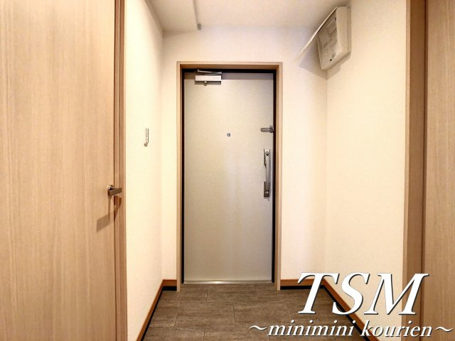 彩テラスの玄関