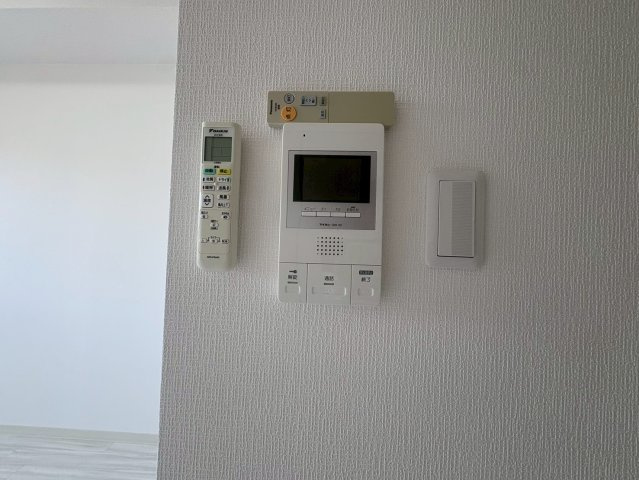 美園イーグルの玄関