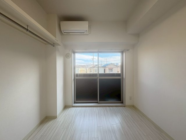美園イーグルのエントランス