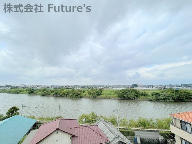 セントラルコート吉川の展望|5階なので眺望良好です！