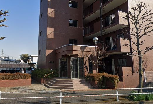 青梅市師岡町３丁目の賃貸マンションのロビー