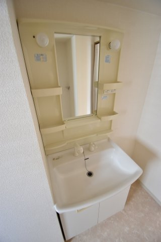 パルコート桜川の洗面所
