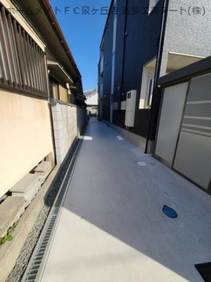 【エントランス】 | レヴール鳳南