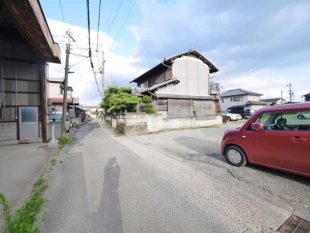 森本倉庫の周辺