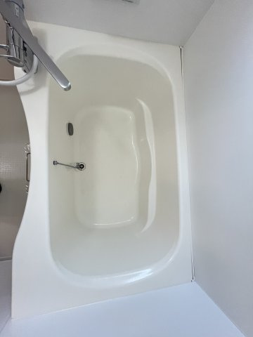 プレステージ東福原の浴室