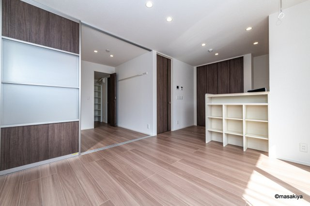 CUBEの居間・リビング