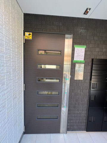 Alivio東中野のエントランス|Alivio東中野