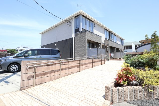 リーオイスラの外観