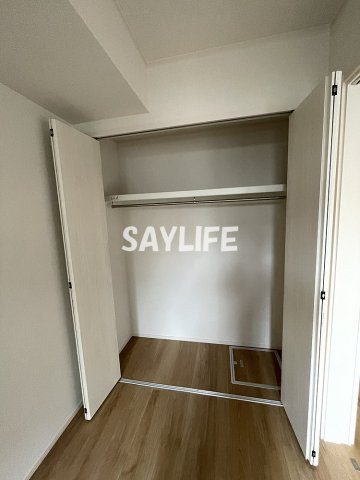 大阪市城東区東中浜９丁目のアパートの収納